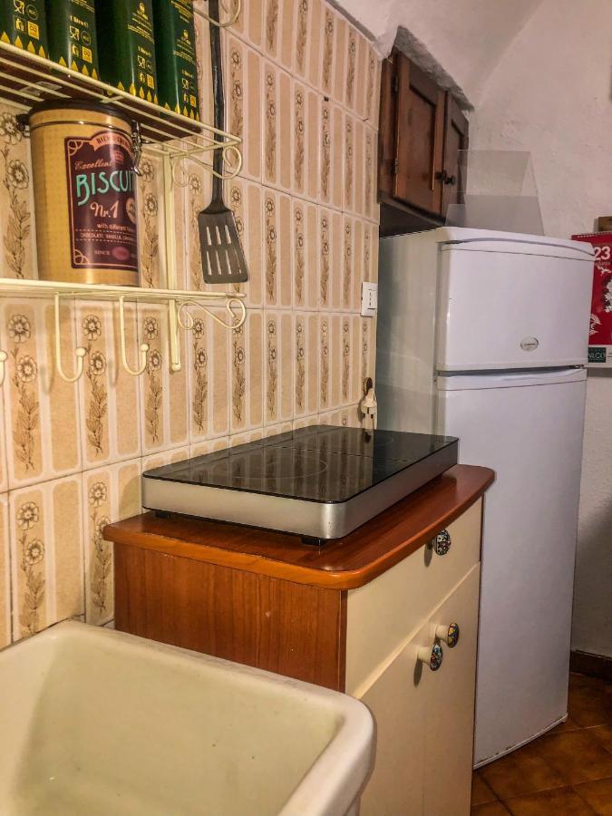Апартаменты La Casa Di Vasco Bussana Vecchia Санремо Экстерьер фото