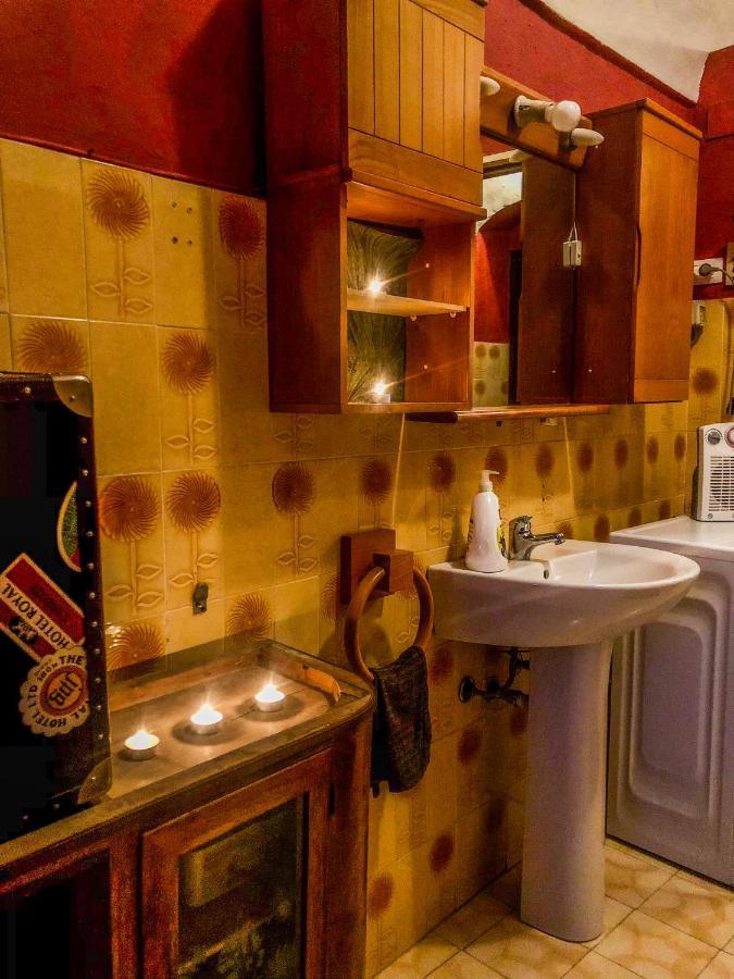 Апартаменты La Casa Di Vasco Bussana Vecchia Санремо Экстерьер фото